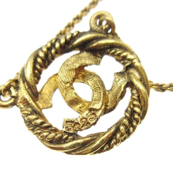 Chanel Medallion Charm Gold Chain Pendant Necklace 3623 99574 - Picture 3 of 5